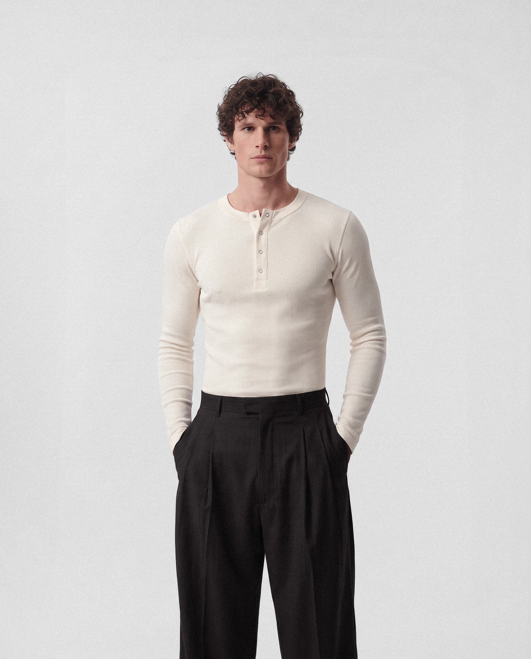 BAFIOTE-Classic-concrete-Henley-V-10