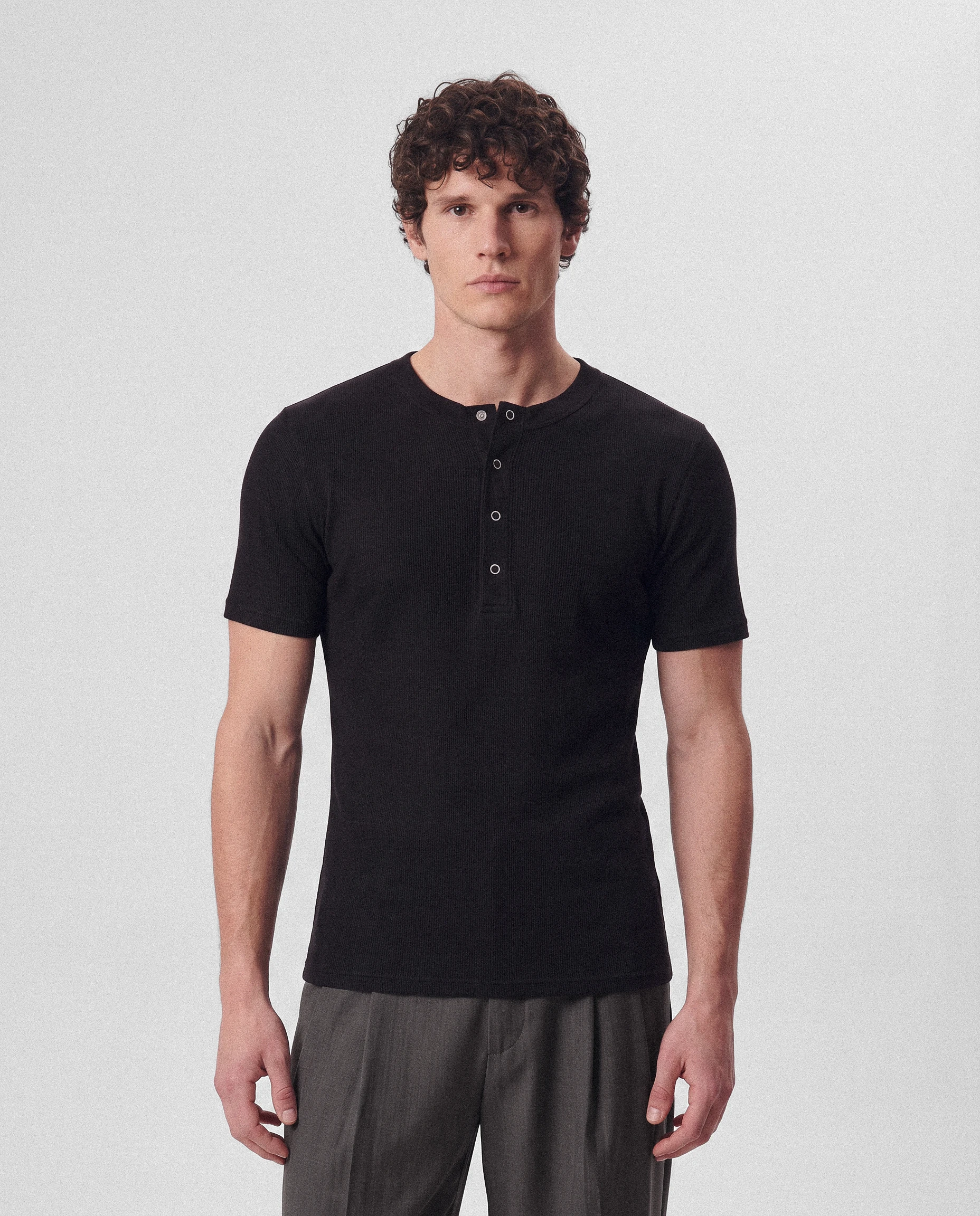 CAMISETA HENLEY FOUR CLIP MC