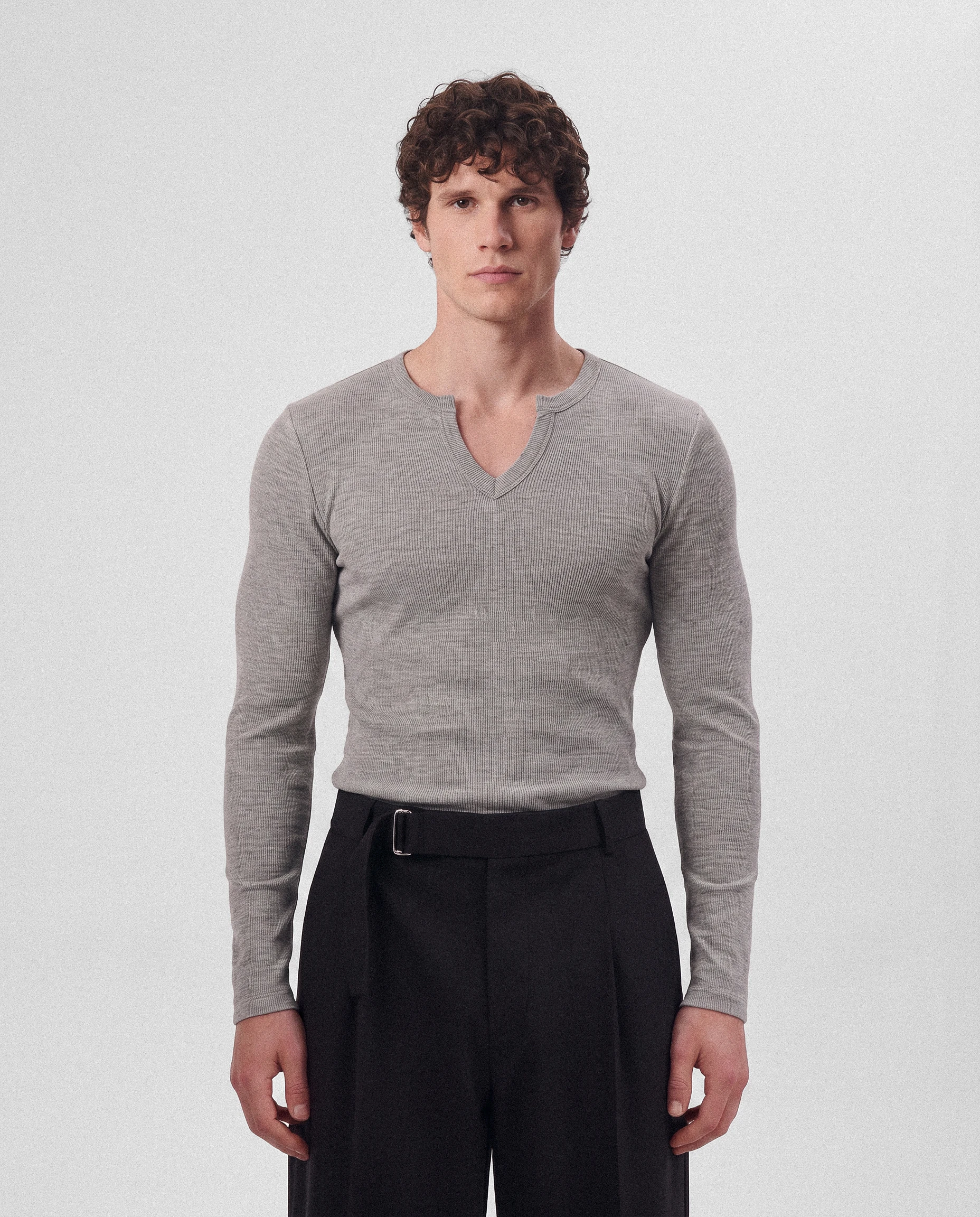 CAMISETA V RIB TEE ML