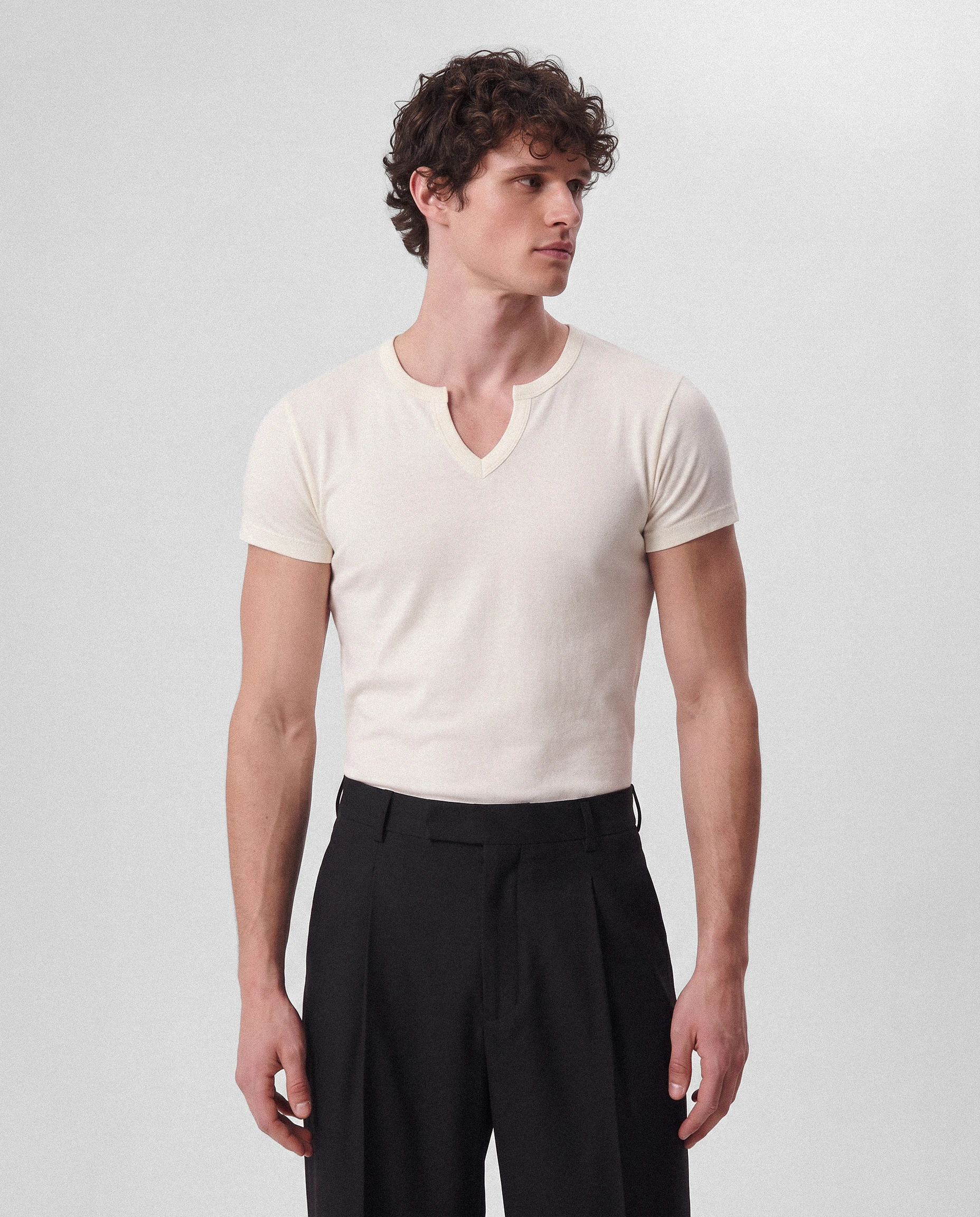 BAFIOTE-Classic-concrete-Henley-V-39